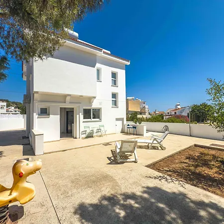 Chris Family - Walk To Fig Tree Bay * Protaras