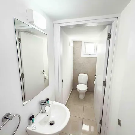 Villa Chris Family - Walk To Fig Tree Bay Protaras