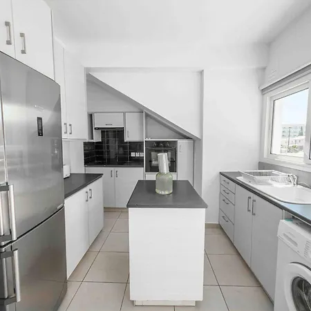 Chris Family - Walk To Fig Tree Bay 빌라